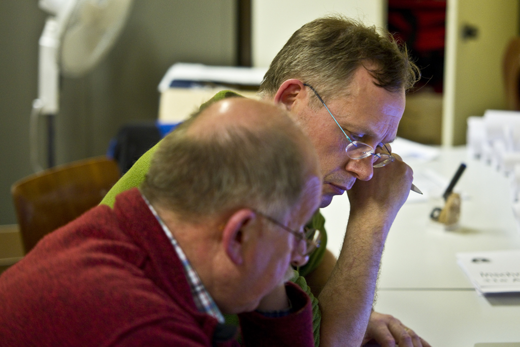 Joep en Wietse met hun jaarlijkse puzzel