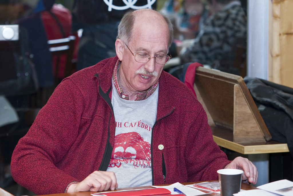 Joep wachtend op klanten